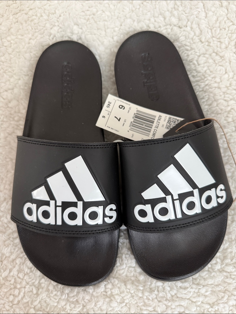 ADIDAS ADILETTE COMFORT Black Slides with White Logo Stripes 
MEN SIZE 6 WOMEN 7